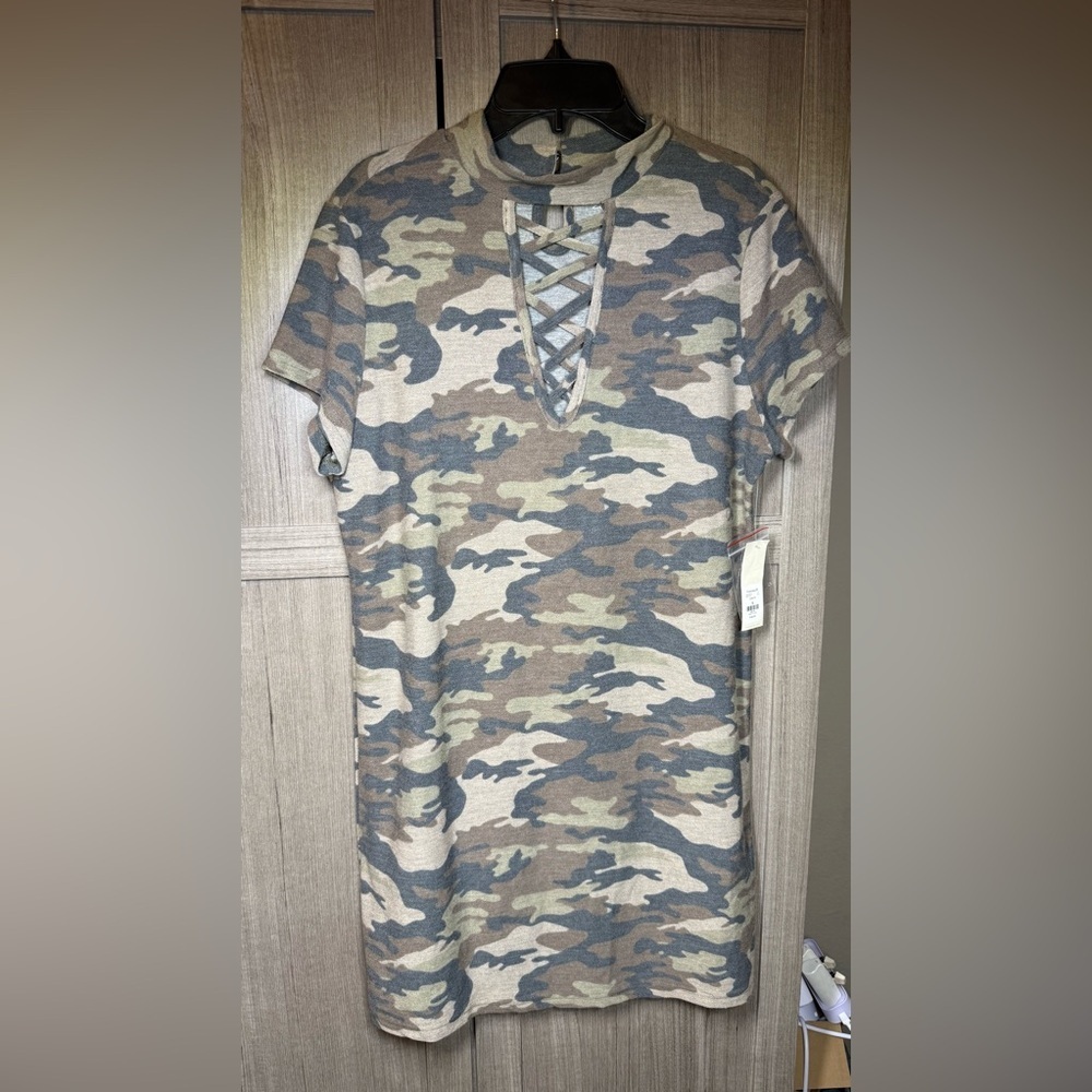 Camouflage Dress from‎ Francesca’s NWT​